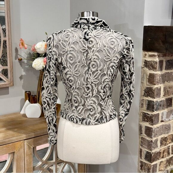 INC International Concepts Women’s Flower Lace Sheer Jacket in the Size Small - Picture 7 of 12